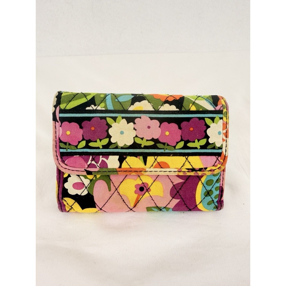 Vera Bradley Va Va Bloom Euro Wallet Trifold Quilted Floral Organizer